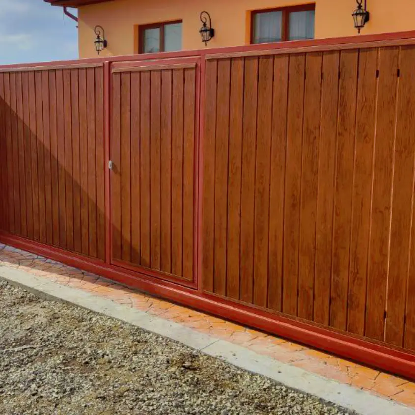 Фото 2 Металлопланкен Кедр Темный 3D SteelArt вертикальный монтаж